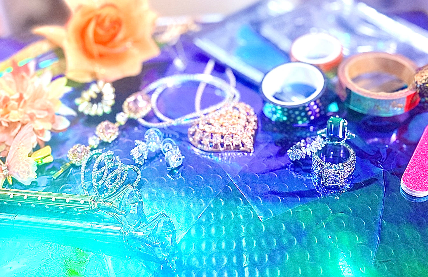 Once Upon a Sparkle Pack Märchen-Geschenkset mit Überraschungen, Charms, Schmuck, Stickern, Stiften, Kristallen, Kerzen und magischem Zubehör