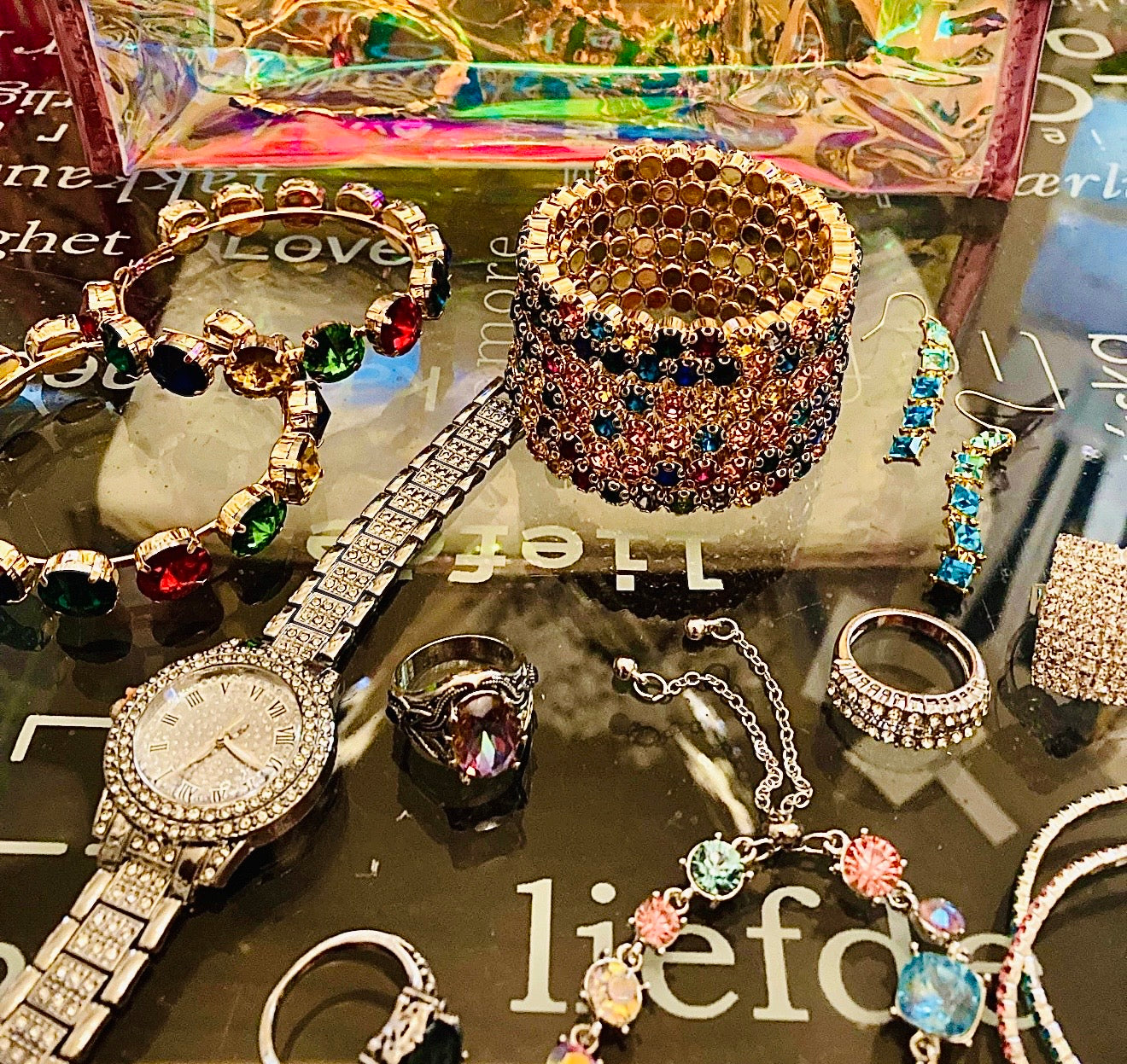 Once Upon a Sparkle Pack Märchen-Geschenkset mit Überraschungen, Charms, Schmuck, Stickern, Stiften, Kristallen, Kerzen und magischem Zubehör
