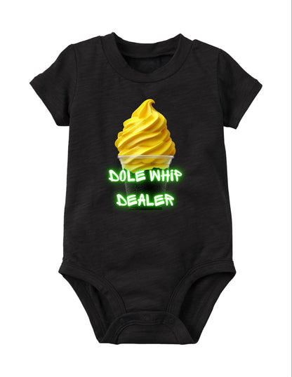 Von Disney inspiriertes SVG Dole Whip Dealer Cricut & Silhouette Digitaldatei, Disney Urlaub DIY Shirt