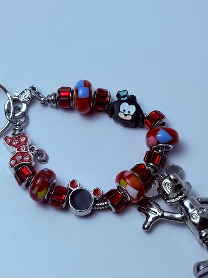 Mickey & Minnie Charm Armband Schlüsselanhänger: Rote Kristallperlen, Silberner Anhänger