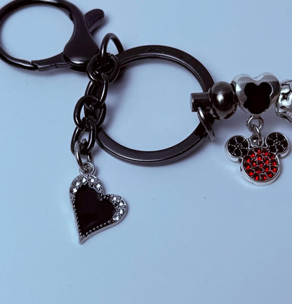 Von Disney inspirierter Taschenanhänger: Strass-Mickey, Minnie-Schleife, Kristallperle