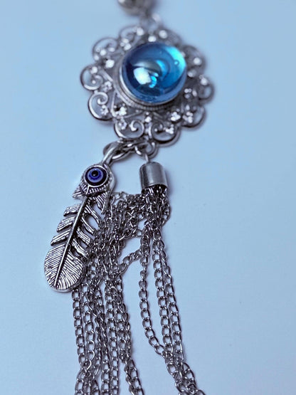 Blauer Edelstein Evil Eye Taschenanhänger: Boho Silberquaste, Feder & Kristall